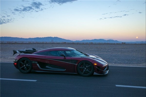 رکورد شکنی سرعت گونیگزگ آگرا RS را از چشم راننده ببینید؛ حداکثر سرعت ۴۴۴ کیلومتر