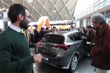 اختصاصی خودرونما - نگاهی به خودرو آئوریس تویوتا در غرفه ایرتویا در نمایشگاه خودرو تهران
