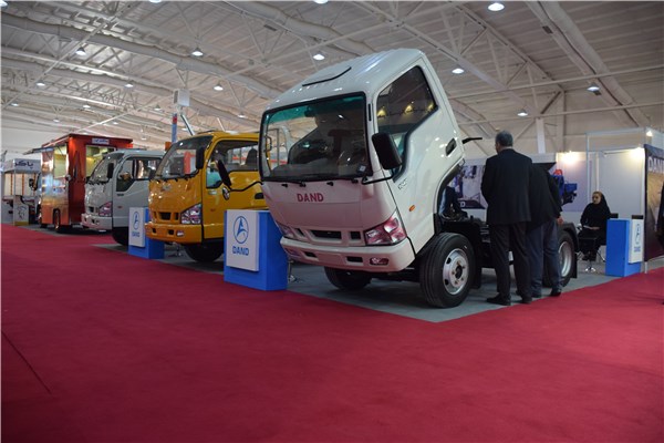اختصاصی خودرونما - نگاهی به غرفه شرکت دند در نمایشگاه حمل و نقل تهران