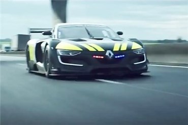 خودرو مسابقه ای رنو Sport RS-۰۱ در نقش پلیس بزرگراه